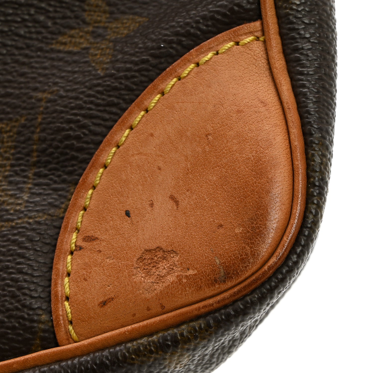 Louis Vuitton Monogram Pochette Marly Dragonne 26 5 of 10