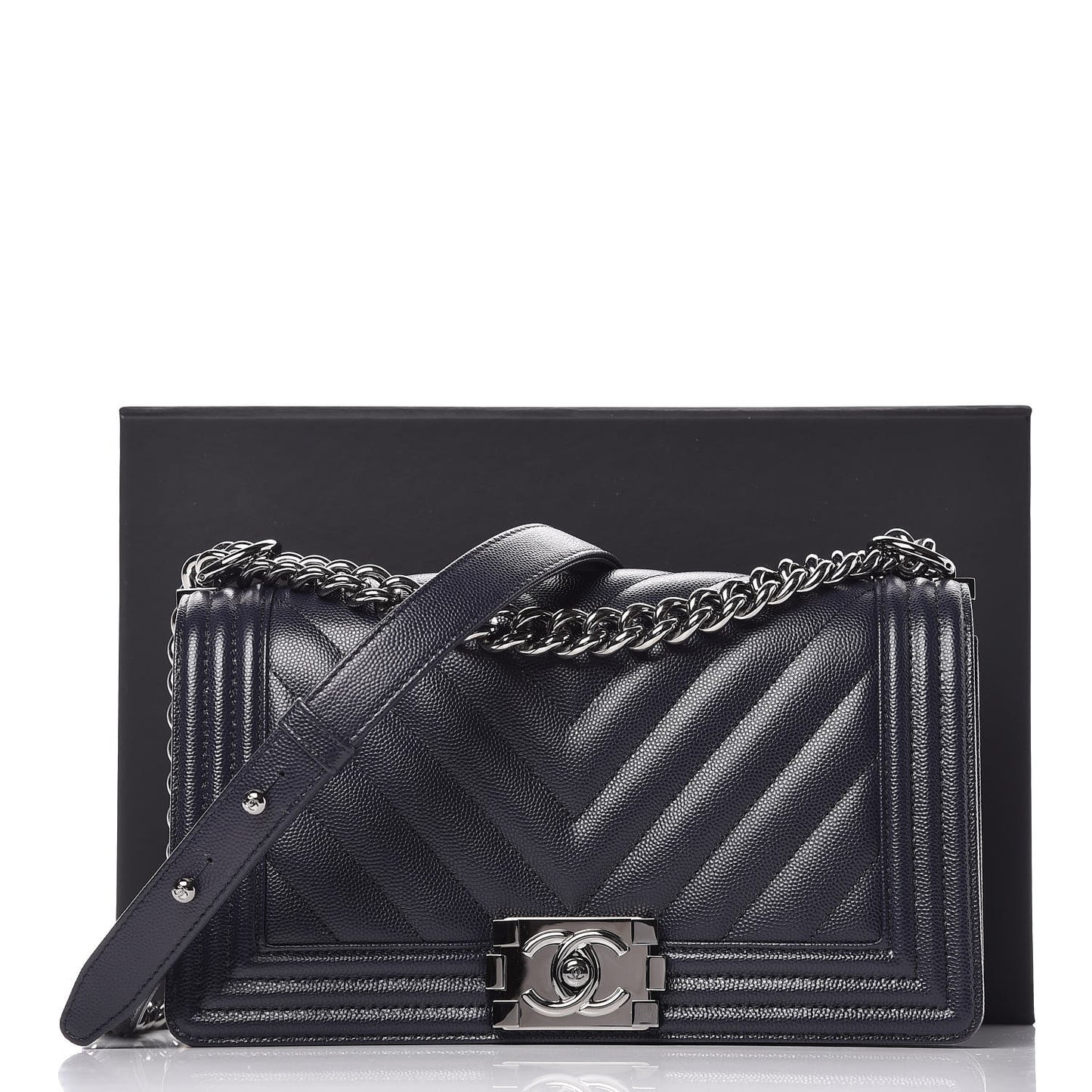 Caviar Chevron Quilted Medium Boy Flap Navy