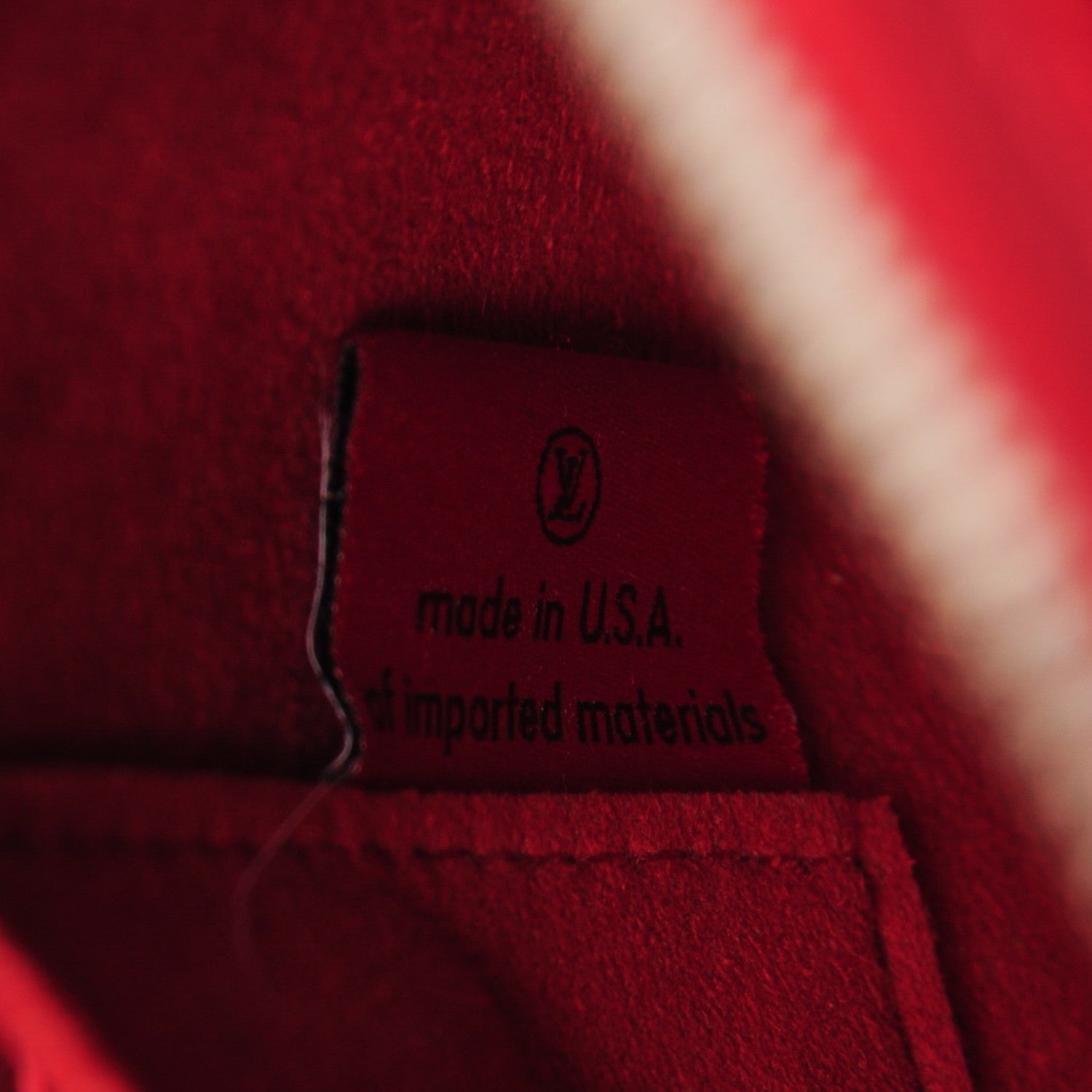 Louis Vuitton Epi Alma BB Carmine 7 of 9