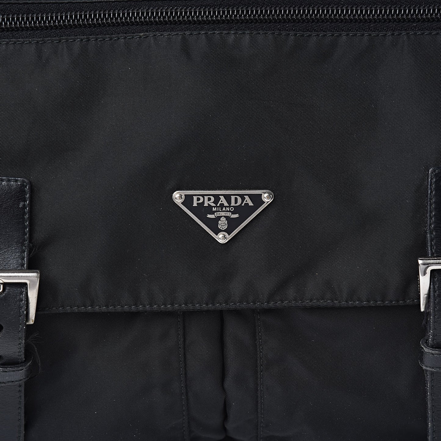 Nylon Vela Messenger Bag Black