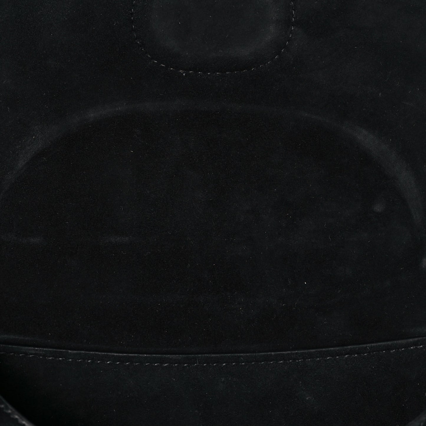 Box Calfskin Medium Bobby Flap Black