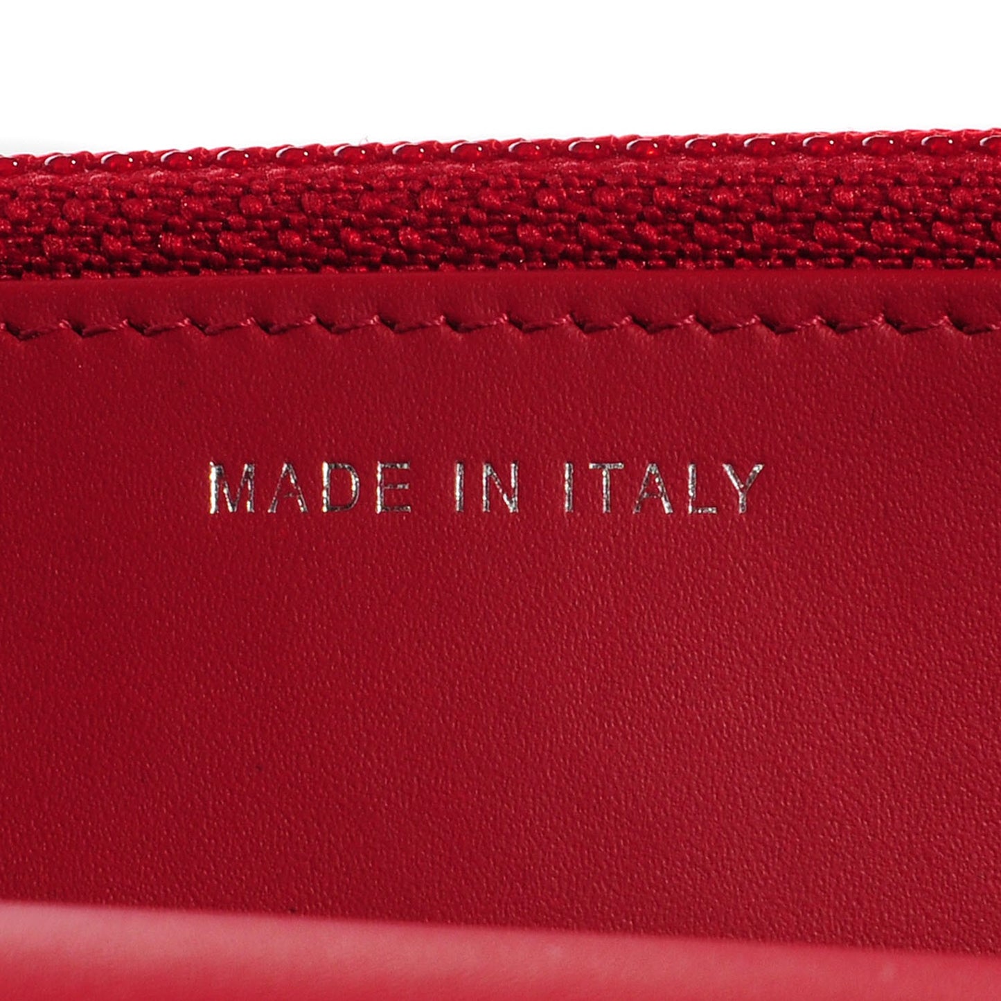 Caviar Quilted Boy Wallet On Chain WOC Red