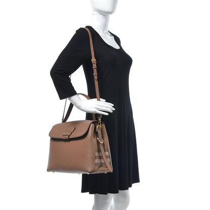 Burberry Derby Calfskin House Check Medium Camberley Dark Sand 2 of 15
