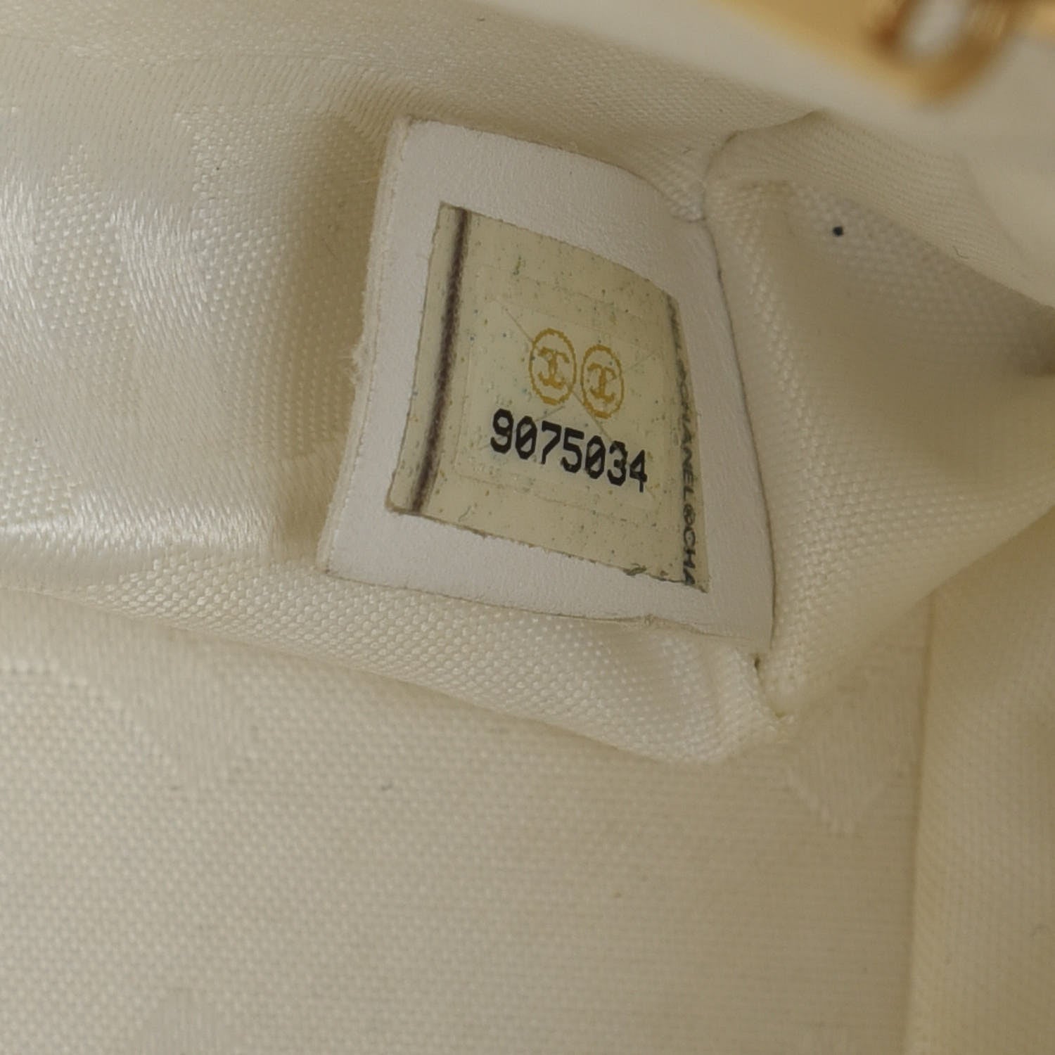 Chanel Calfskin CC Shoulder Bag White 9 of 18