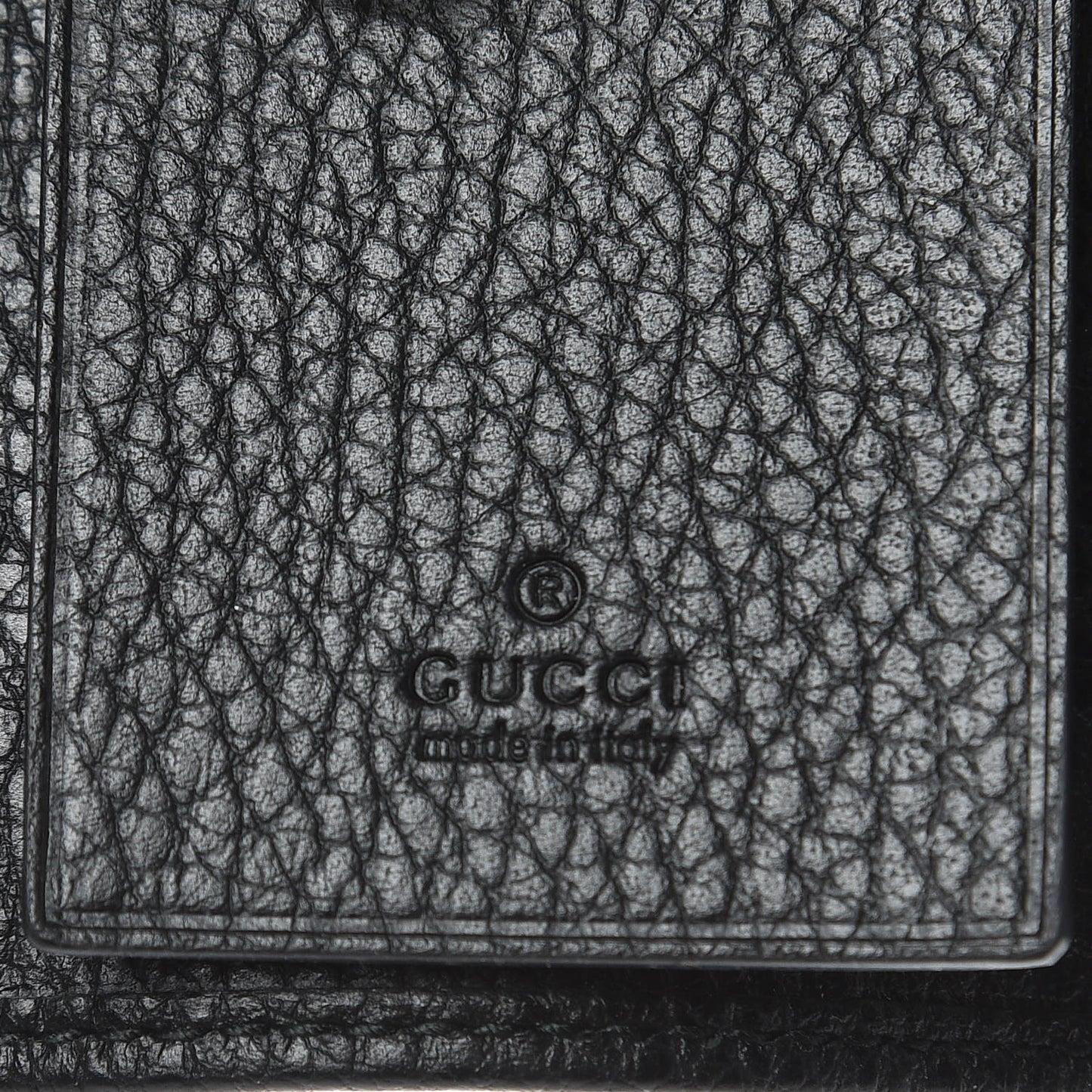 Pebbled Calfskin GG Marmont 6 Key Holder Black