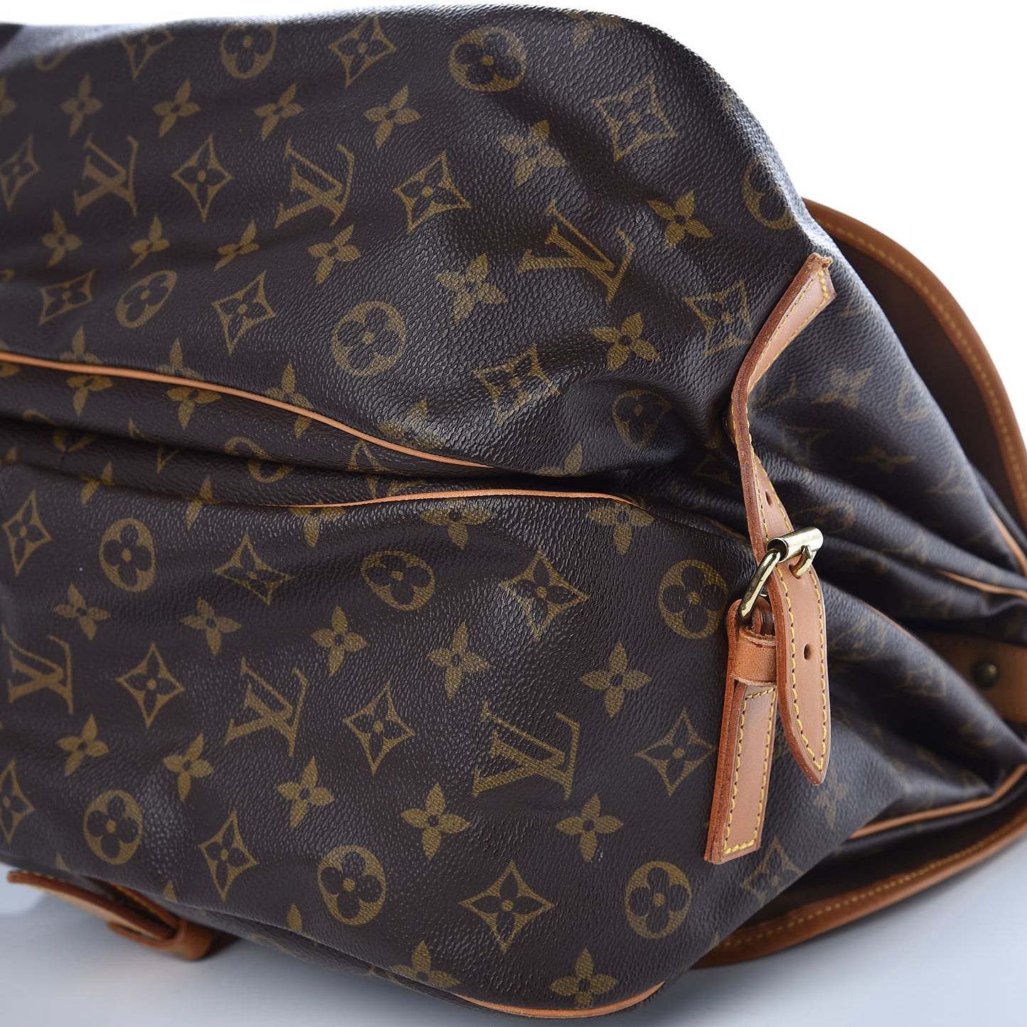 Monogram Saumur 35
