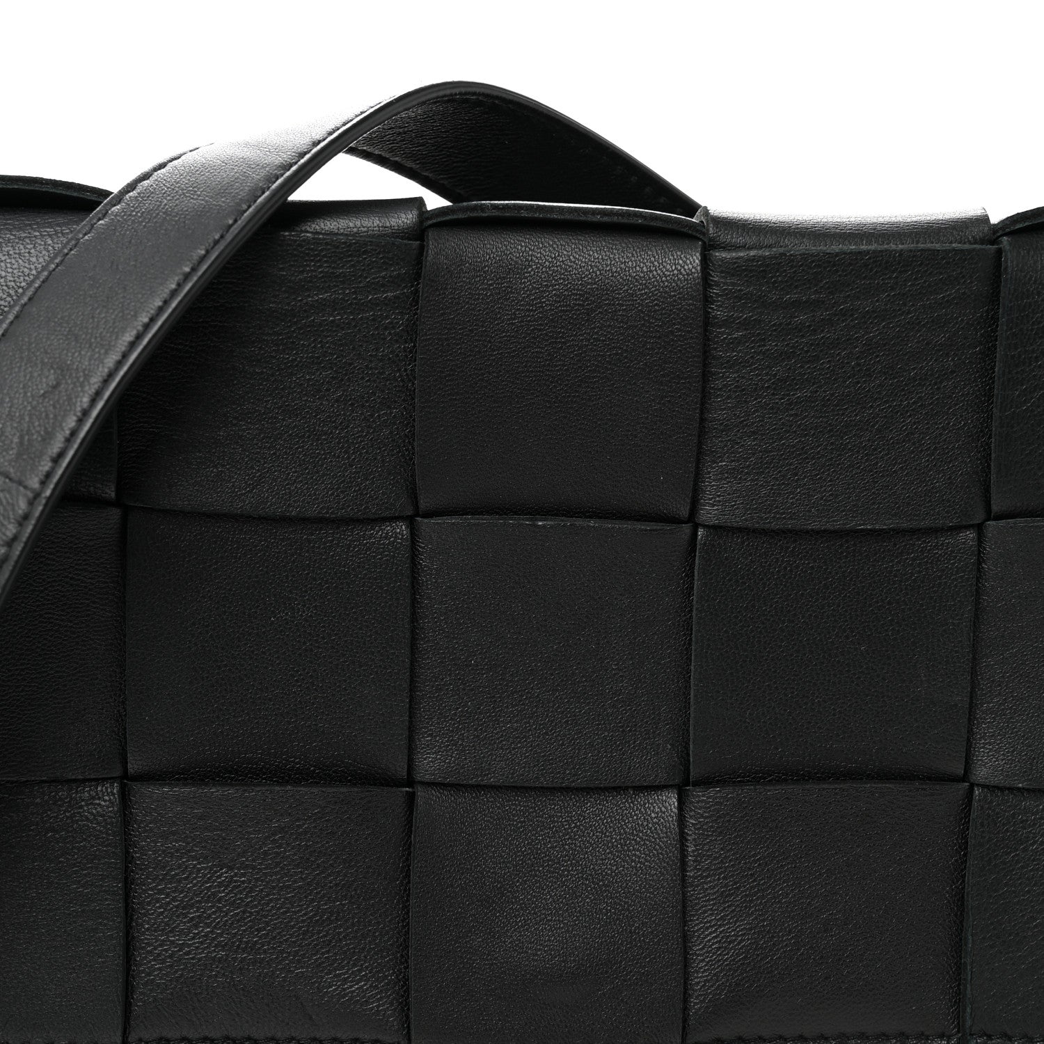Bottega Veneta Lambskin Maxi Intrecciato Cassette Crossbody Bag Black 7 of 9