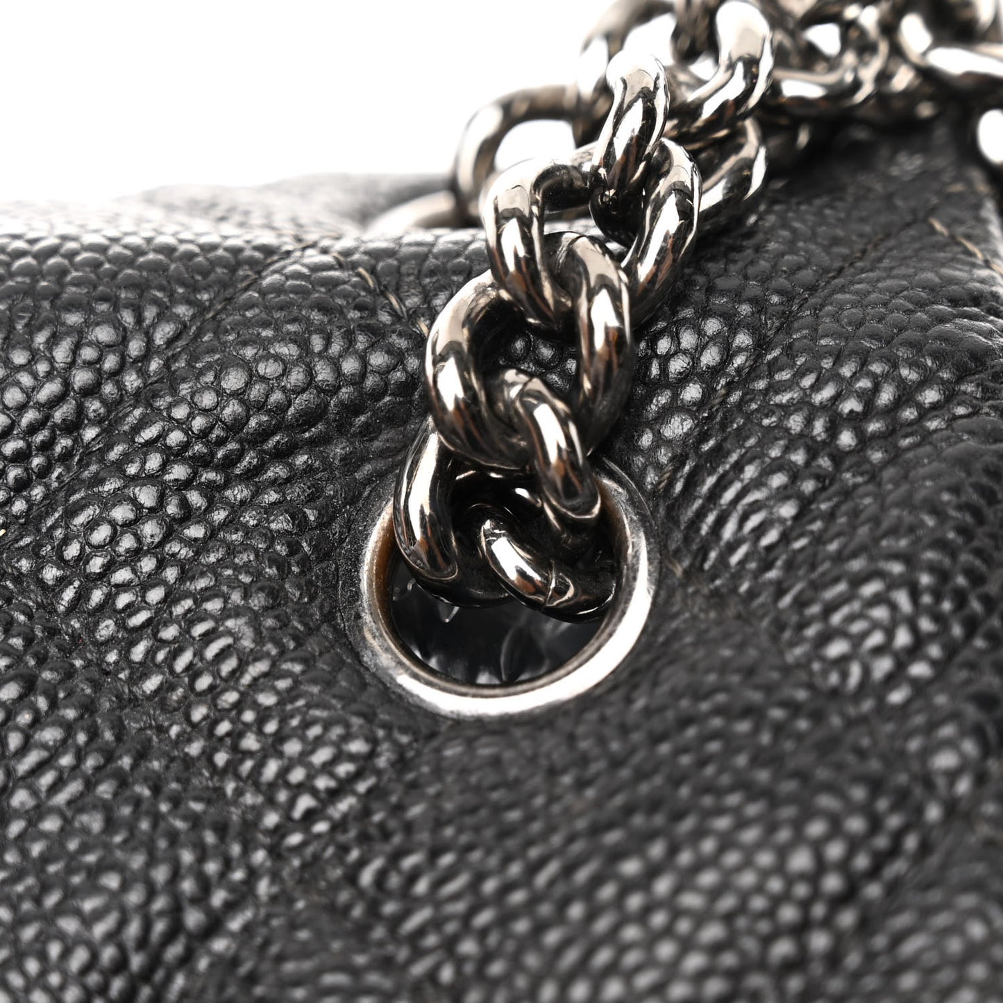 Iridescent Caviar Medium Lady Pearly Flap Black