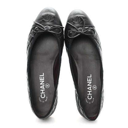 Chanel Aged Calfskin Quilted CC Cap Toe Ballerina Flats 37.5 Black 2 of 10