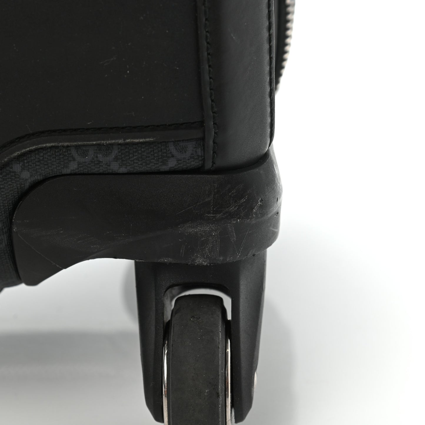 GG Supreme Monogram Gran Turismo Suitcase Black Grey