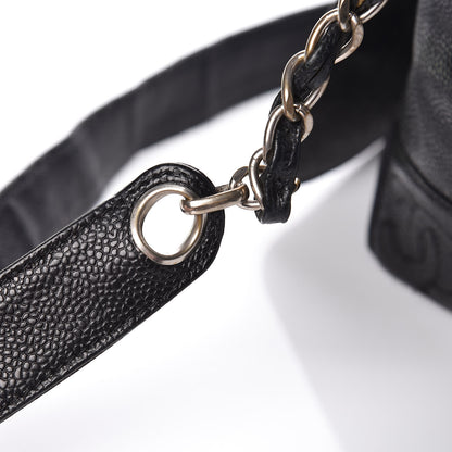 Chanel Caviar Drawstring Shoulder Bag Black 18 of 20