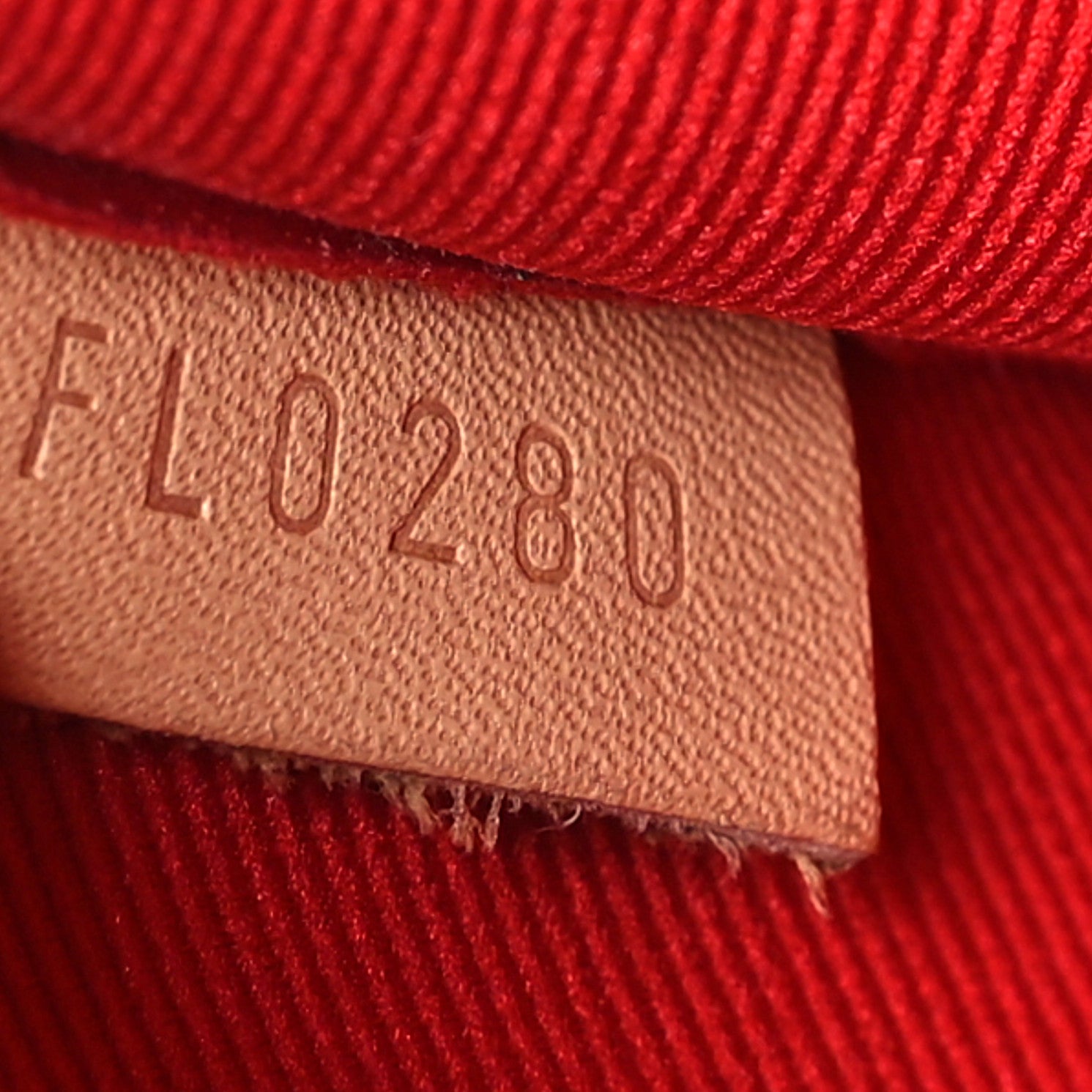 Louis Vuitton Monogram Carry It Pochette 7 of 12