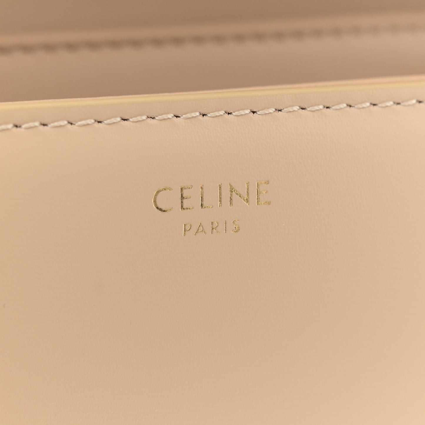 Shiny Calfskin Teen Triomphe Nude