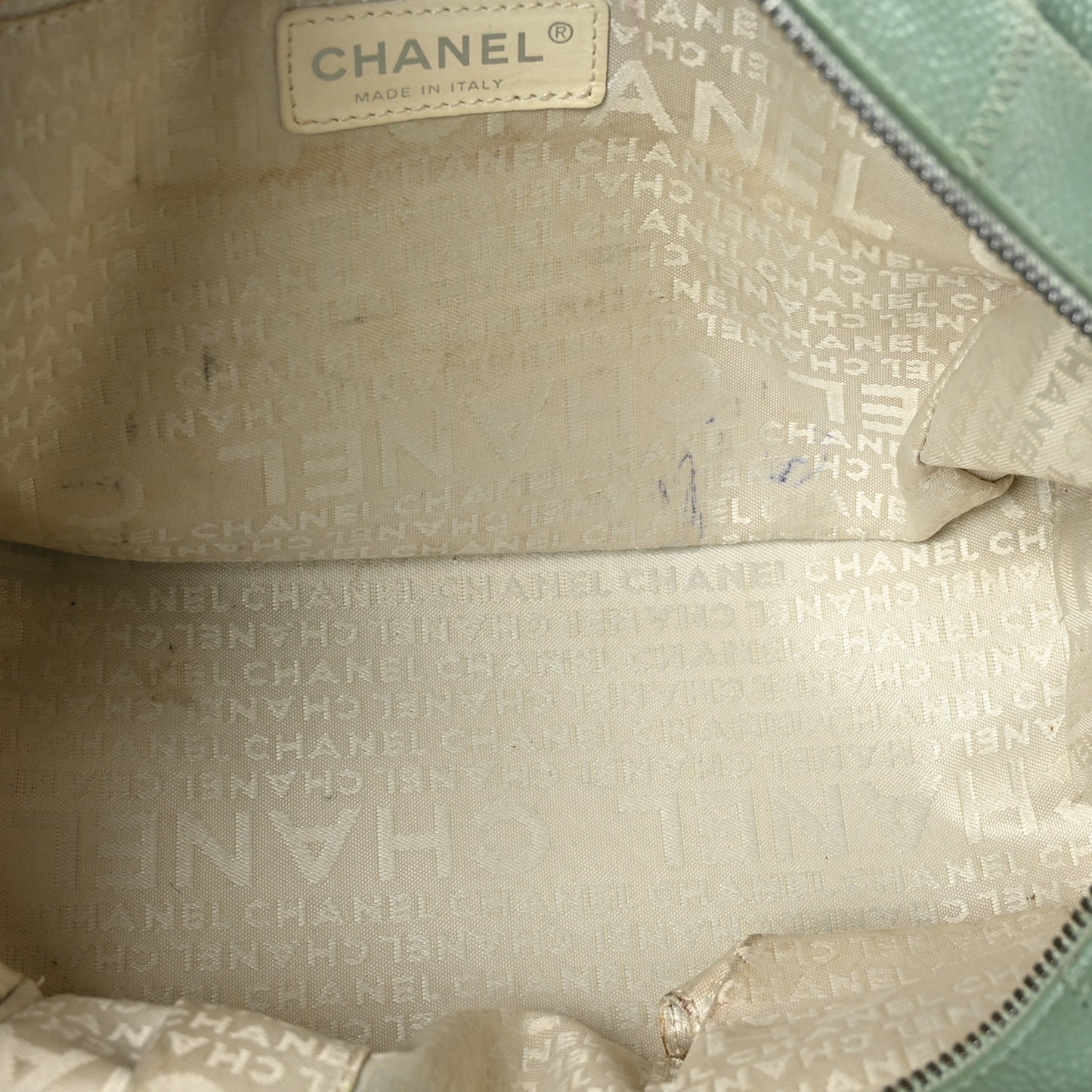 Caviar Square Stitched Bowler Light Green