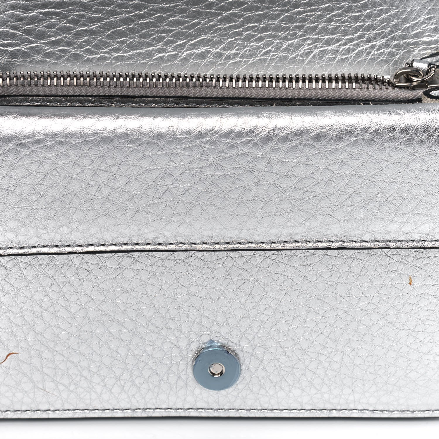 Valentino Garavani Metallic Pebbled Calfskin Rockstud Wallet on Chain Silver 5 of 5