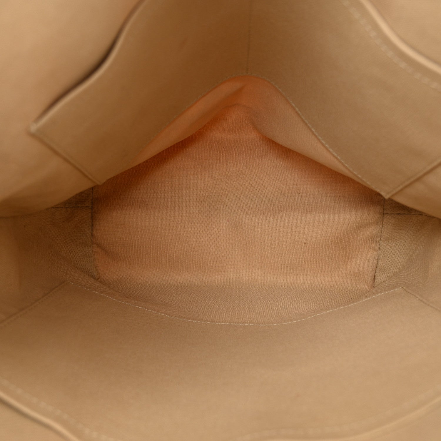 Louis Vuitton Damier Azur Totally MM 5 of 9