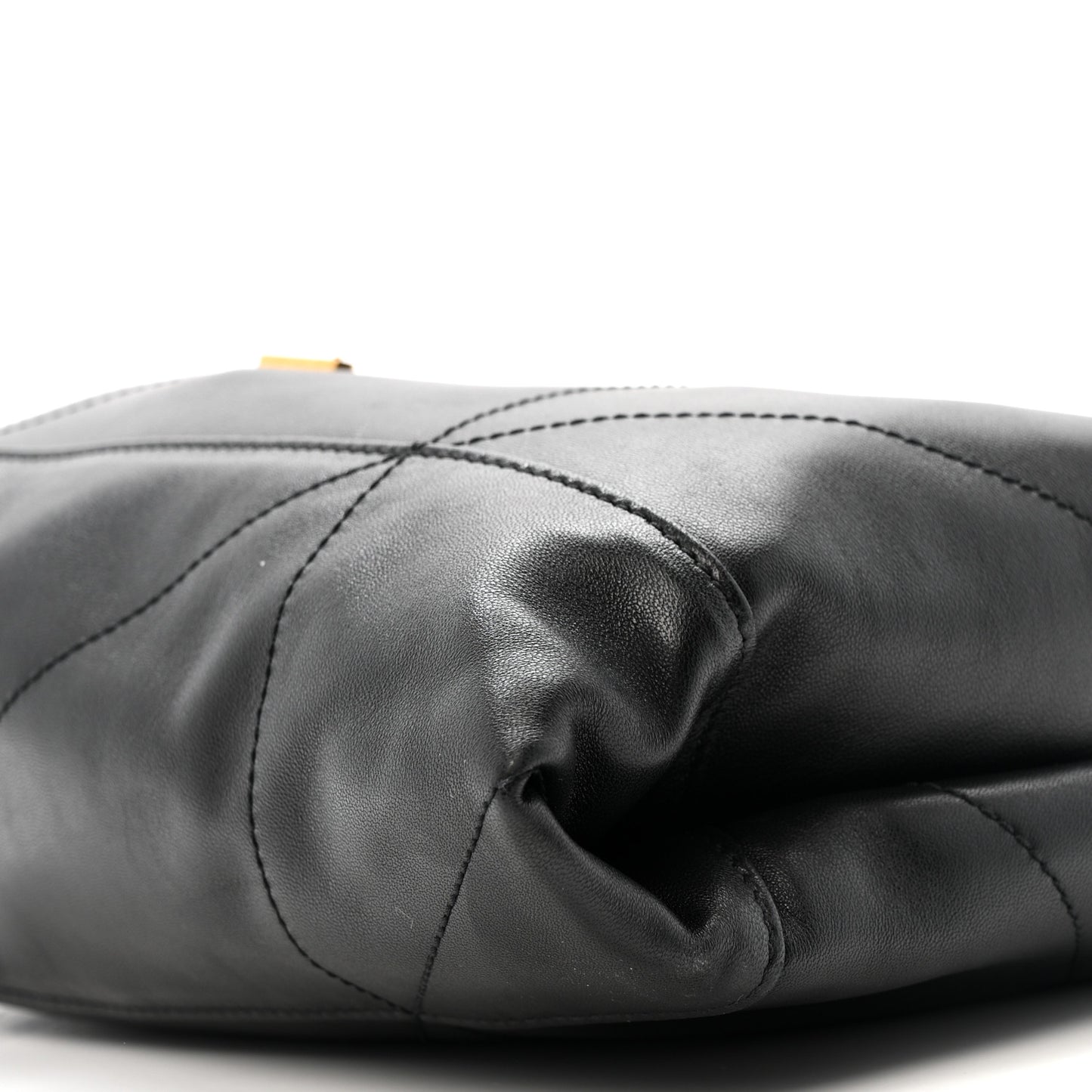 Lambskin Matelasse Monogram Medium Jamie 4.3 Pochon Black