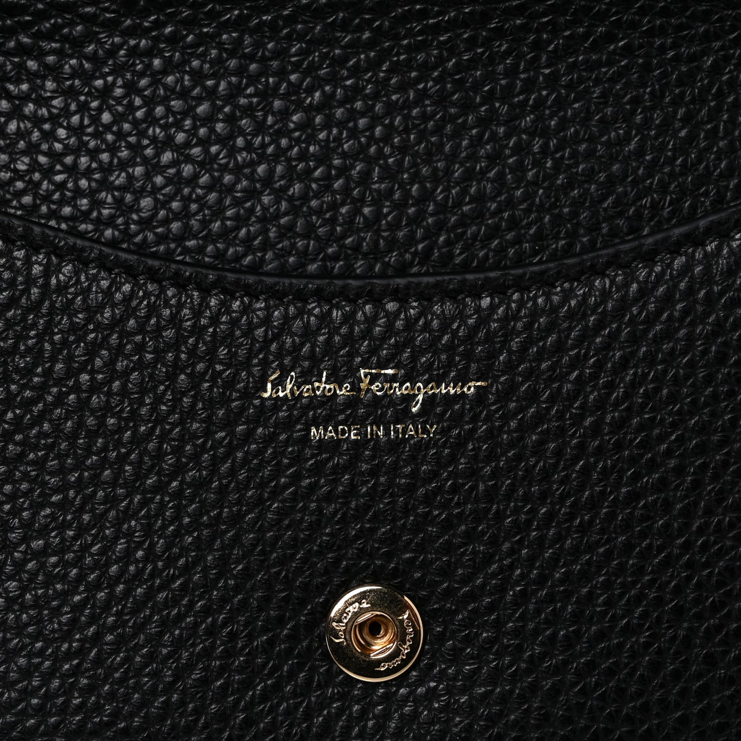 Calfskin City Wallet On Chain Black