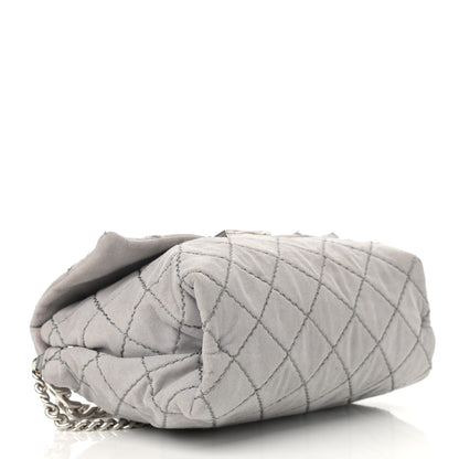 Stella McCartney Shaggy Deer Quilted Small Beckett Chain Shoulder Bag Grey 4 of 13