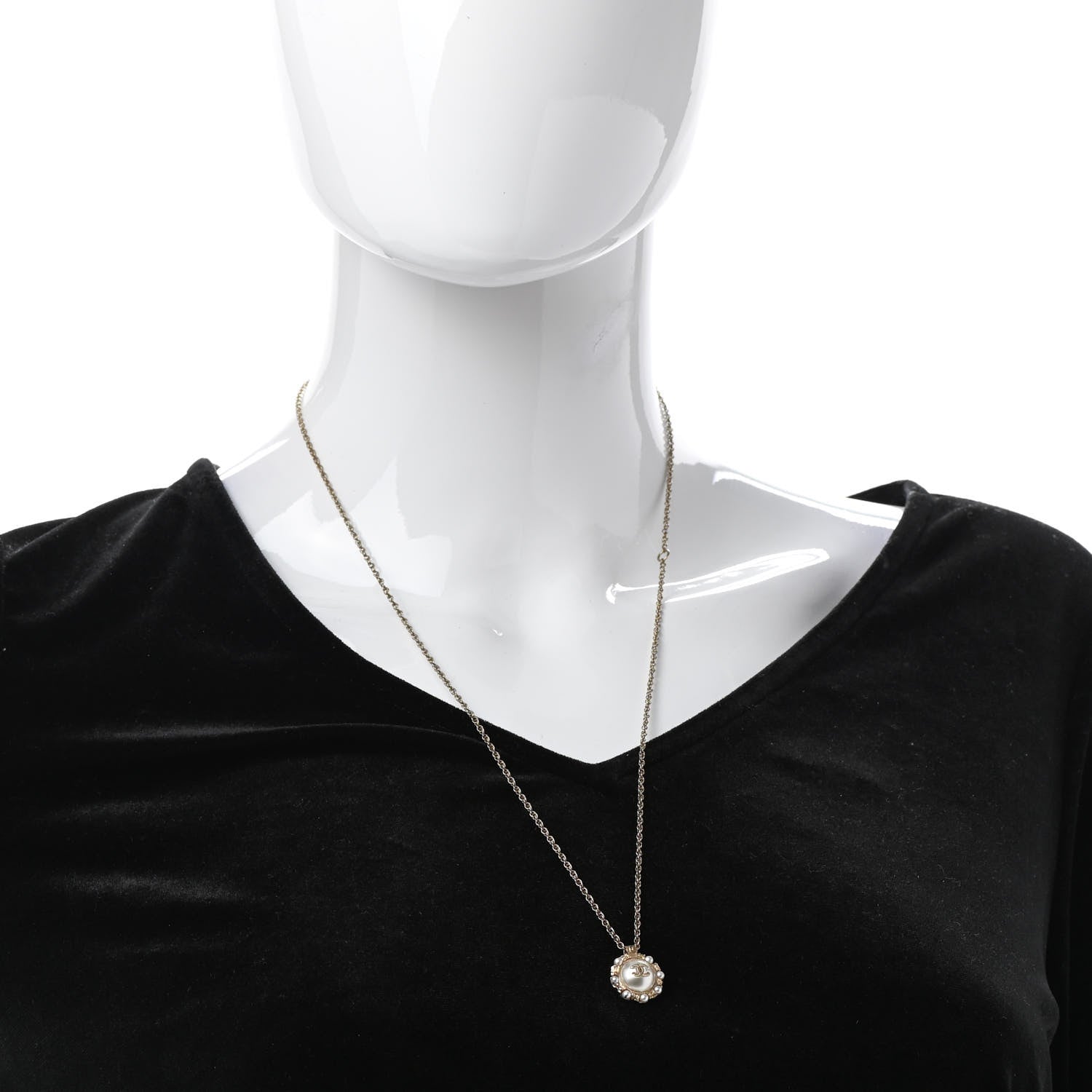 Chanel Pearl CC Round Necklace Gold 2 of 6