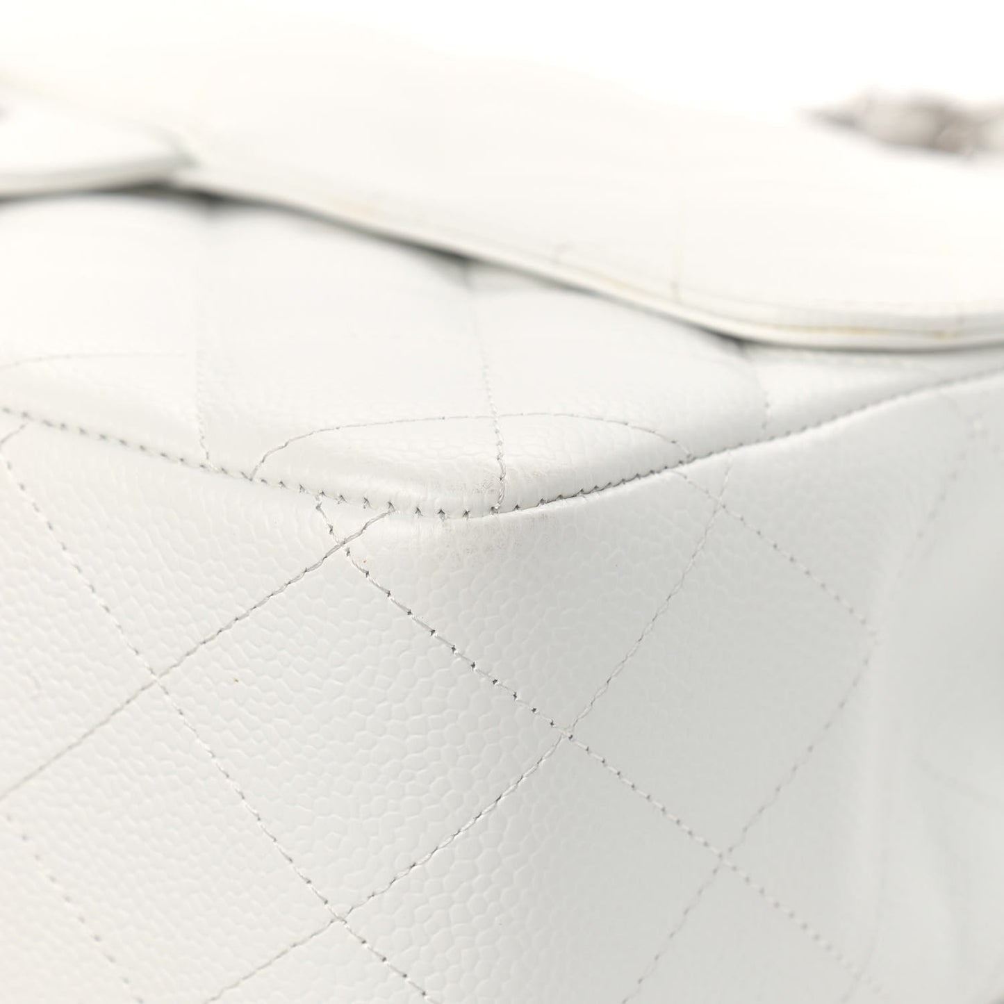 Caviar Quilted Jumbo Single Flap White
