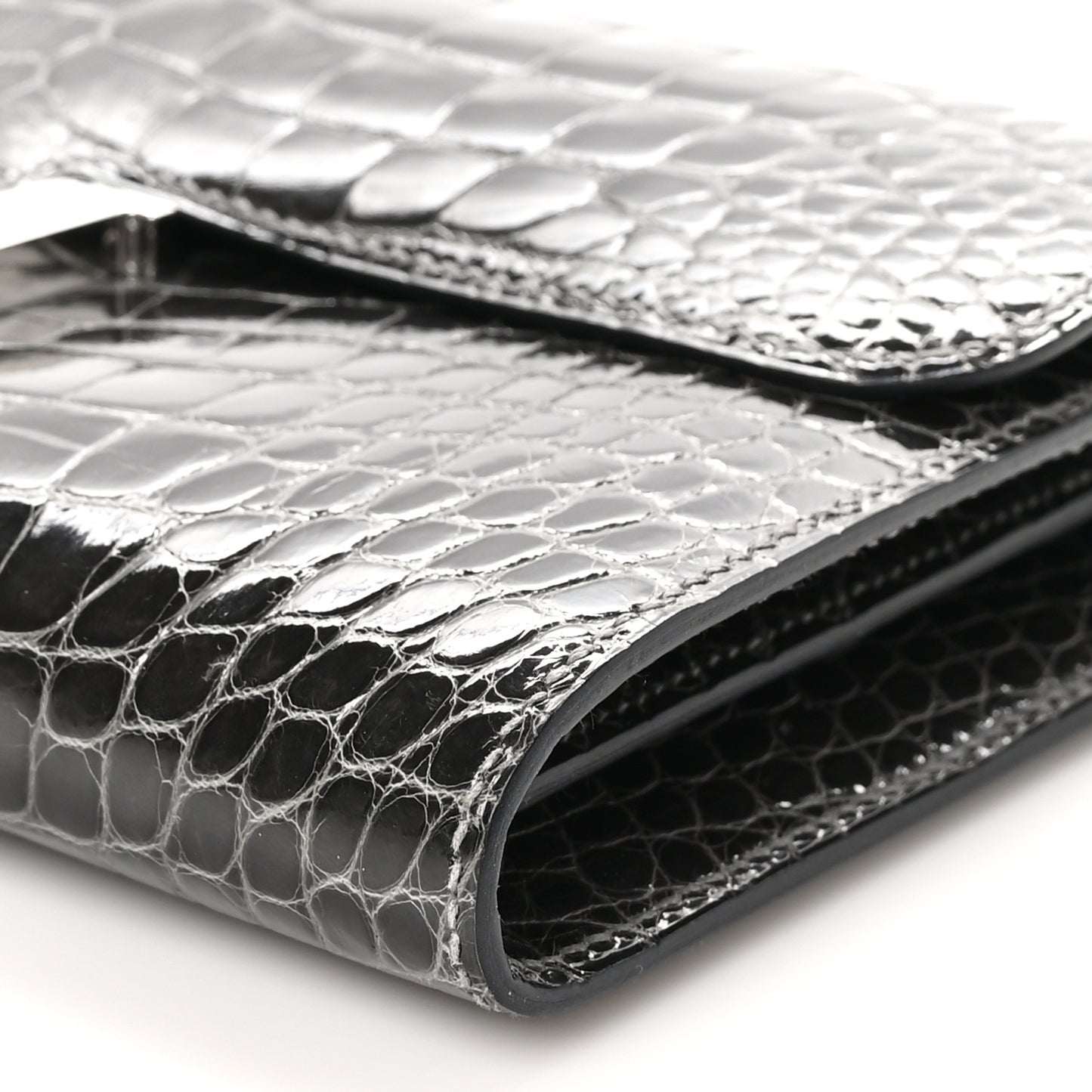 Shiny Alligator Constance Long Wallet Graphite