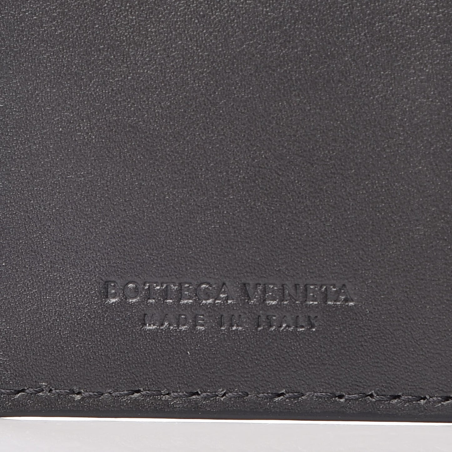 Intrecciato VN Card Case Ferro