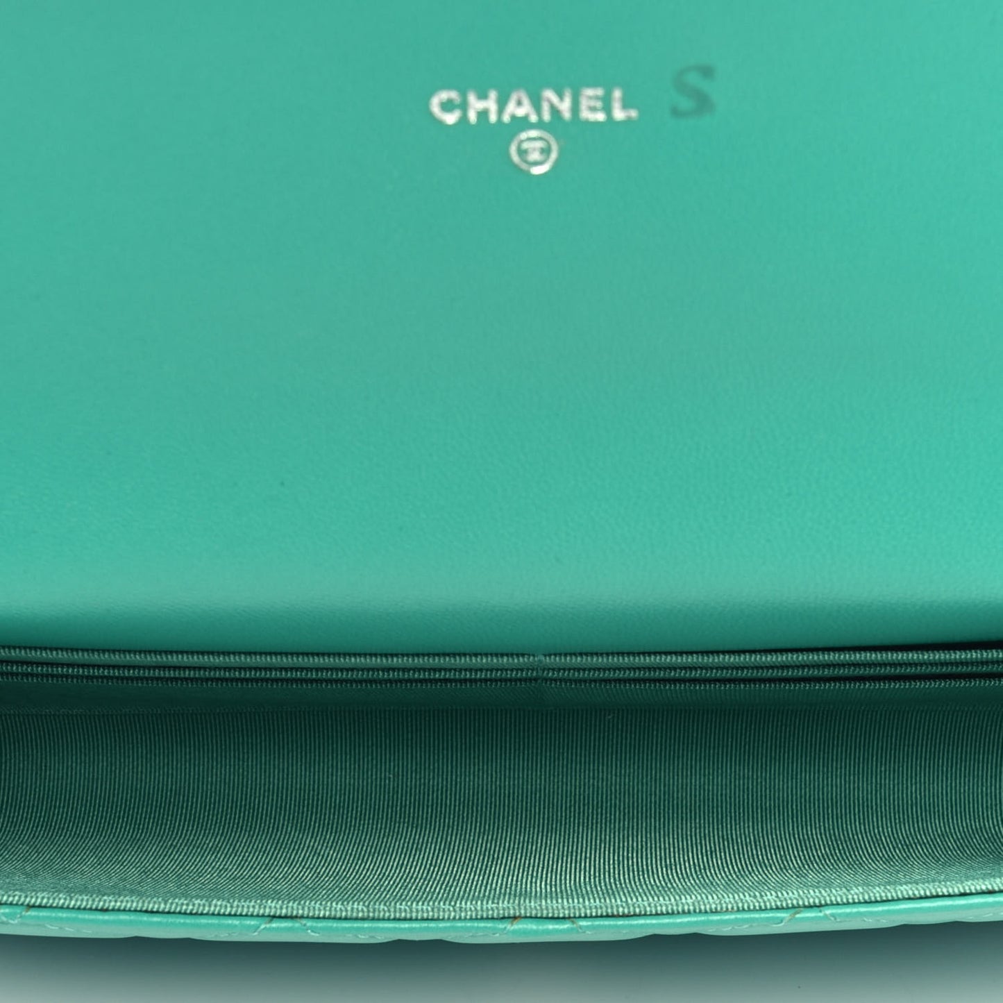 Lambskin Quilted Travel Wallet Green