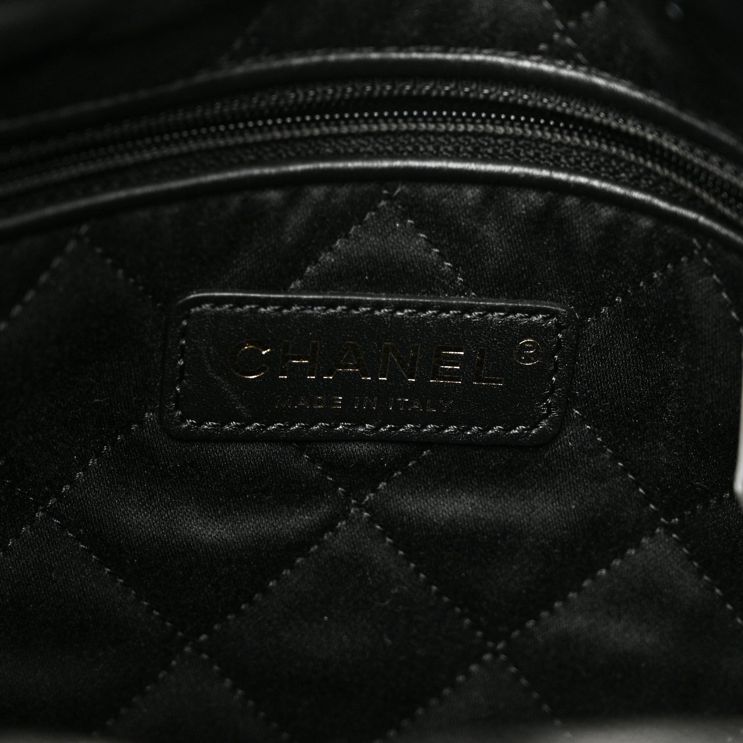 Shiny Calfskin Quilted Chanel 22 Backpack Black