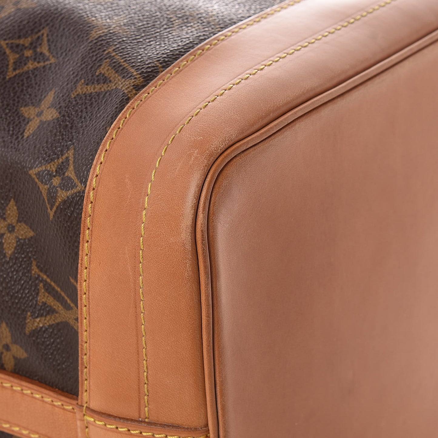 Monogram Noe