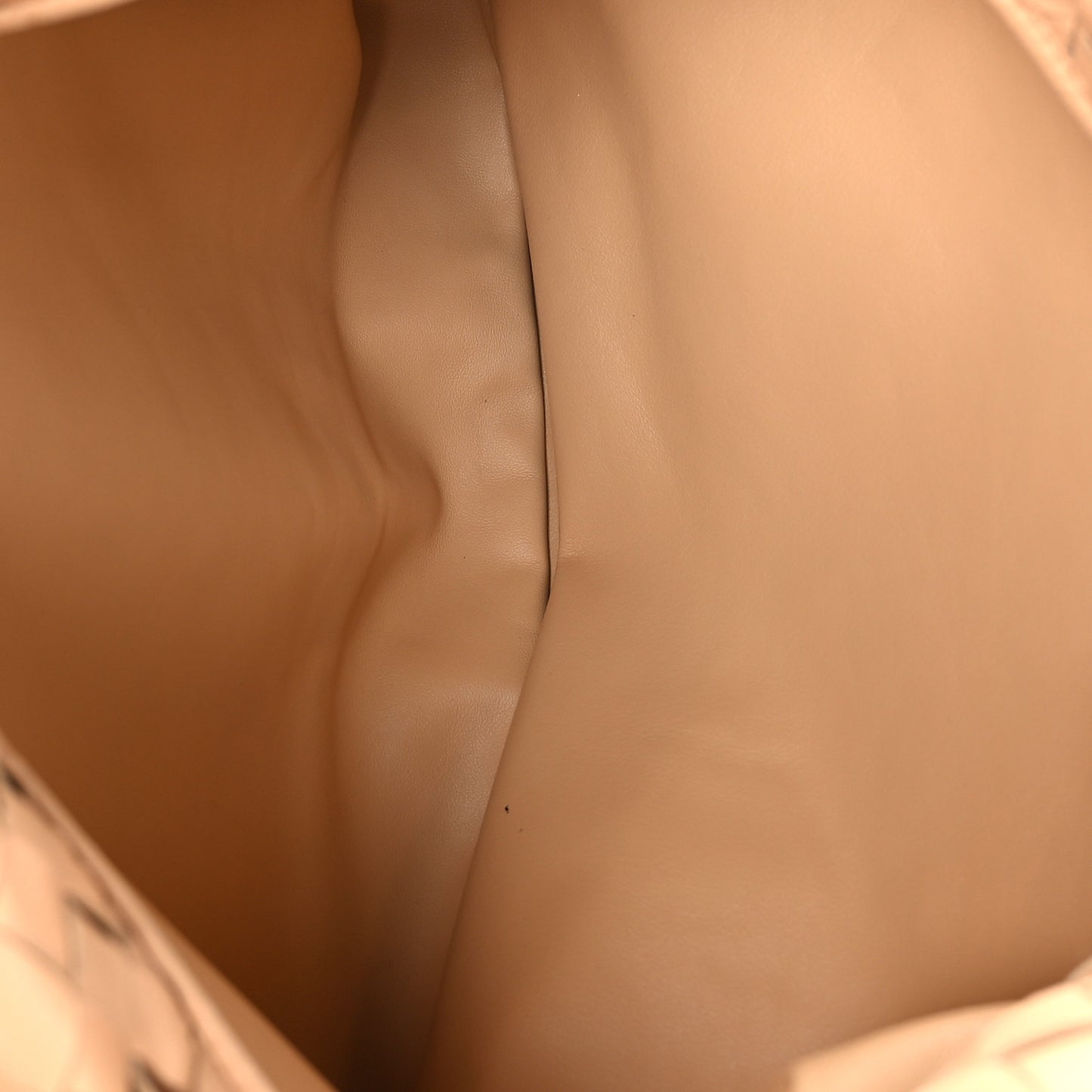 Nappa Intrecciato Medium Jodie Hobo Almond