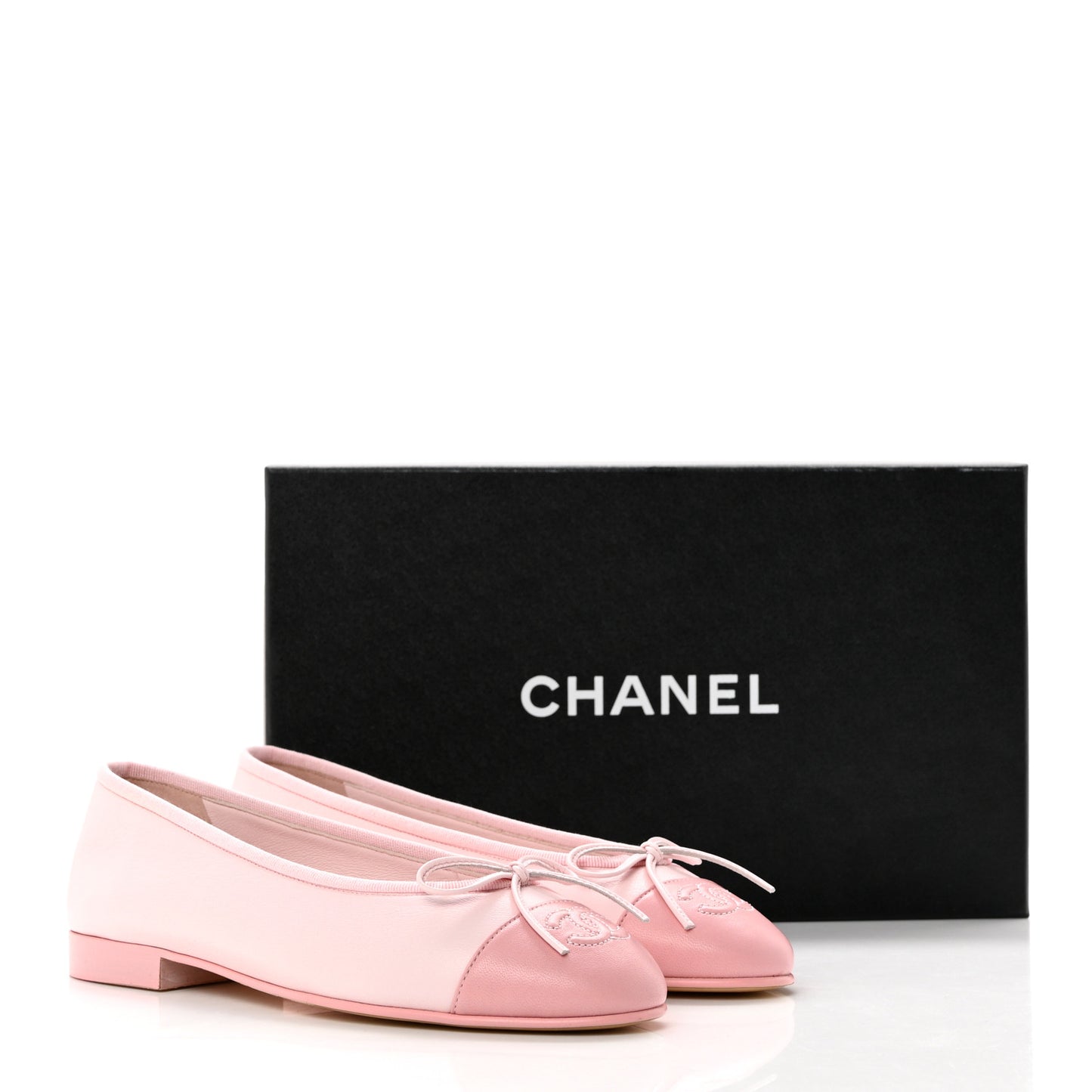 Lambskin CC Cap Toe Ballerina Flats 36 Pink Light Pink