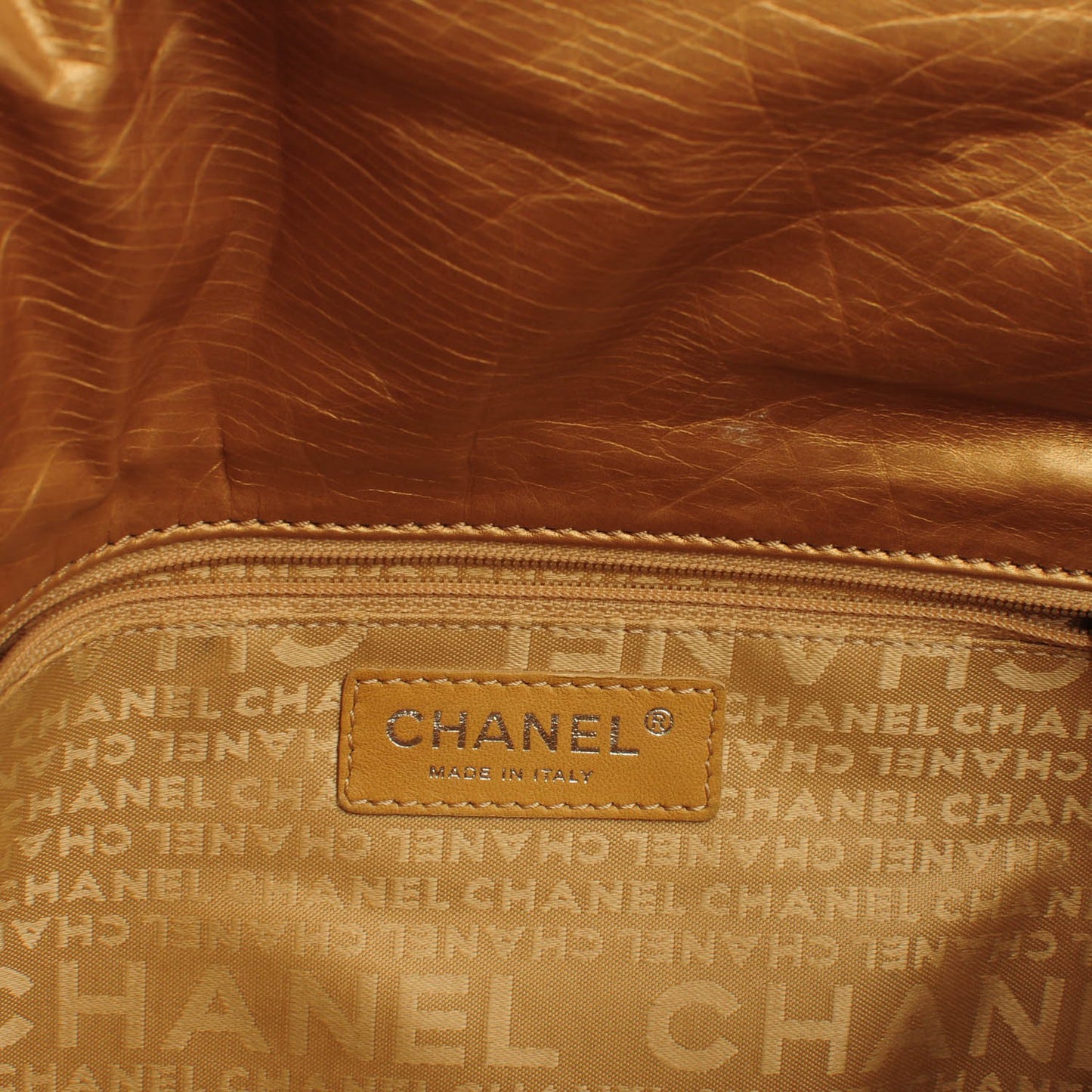 Aged Calfskin Vintage Ligne Messenger Flap Gold