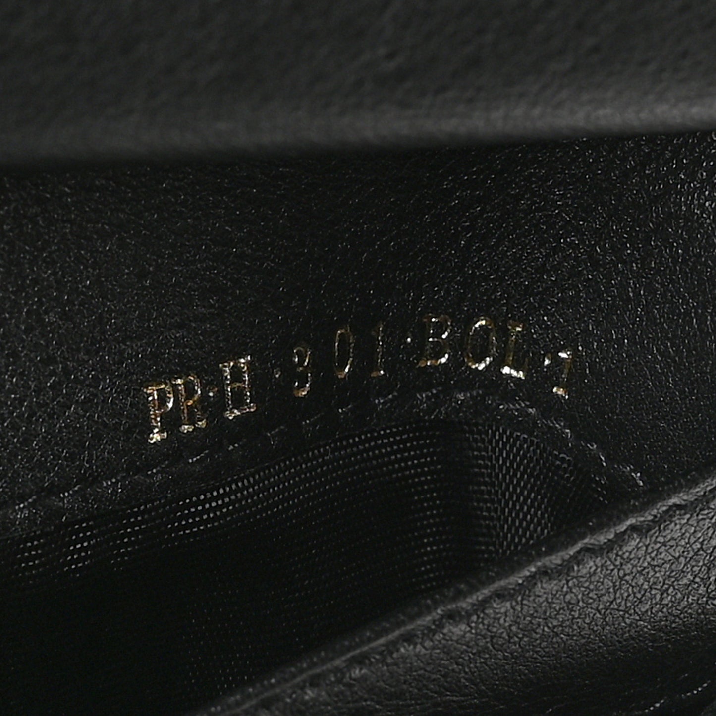 Calfskin Rockstud Continental Wallet Black