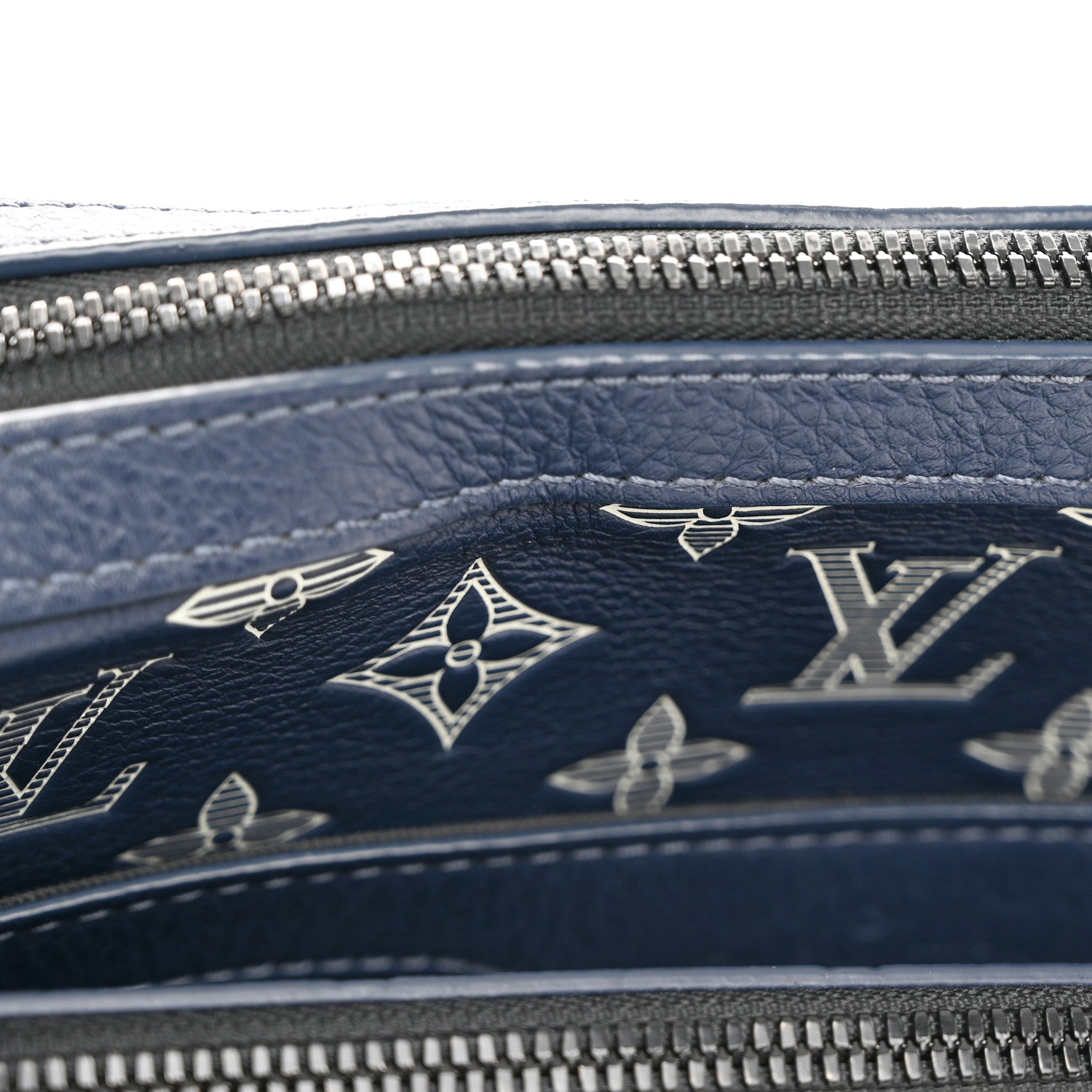 Louis Vuitton Monogram Shadow G65 Trio Messenger Navy 11 of 11