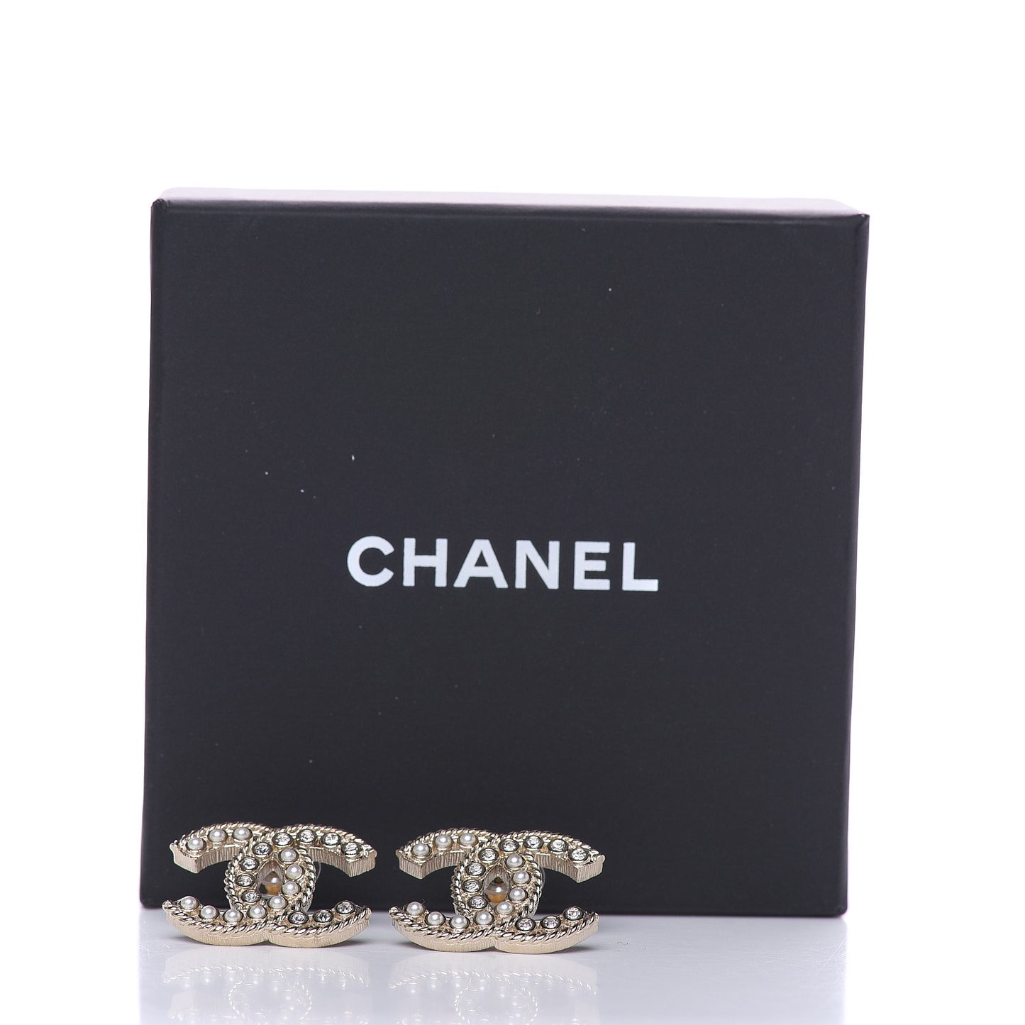Pearl Crystal April In Paris CC Earrings Light Gold