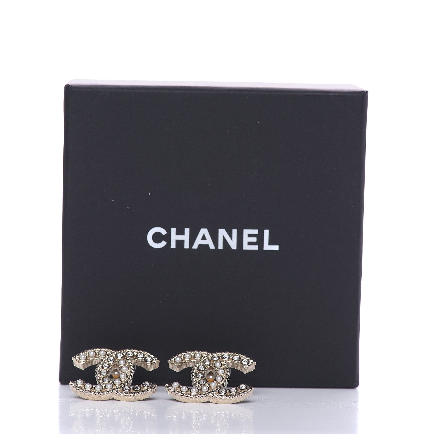 Chanel Pearl Crystal April In Paris CC Earrings Light Gold 5 of 5