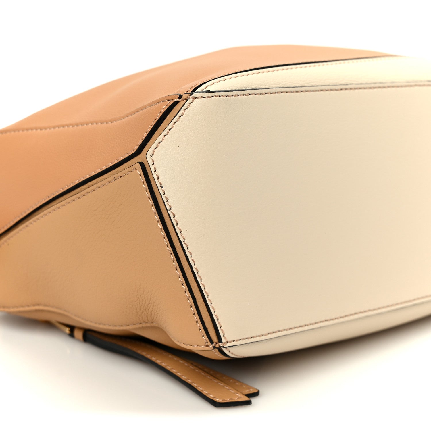 Loewe Calfskin Small Puzzle Bag Dune Warm Desert 10 of 11
