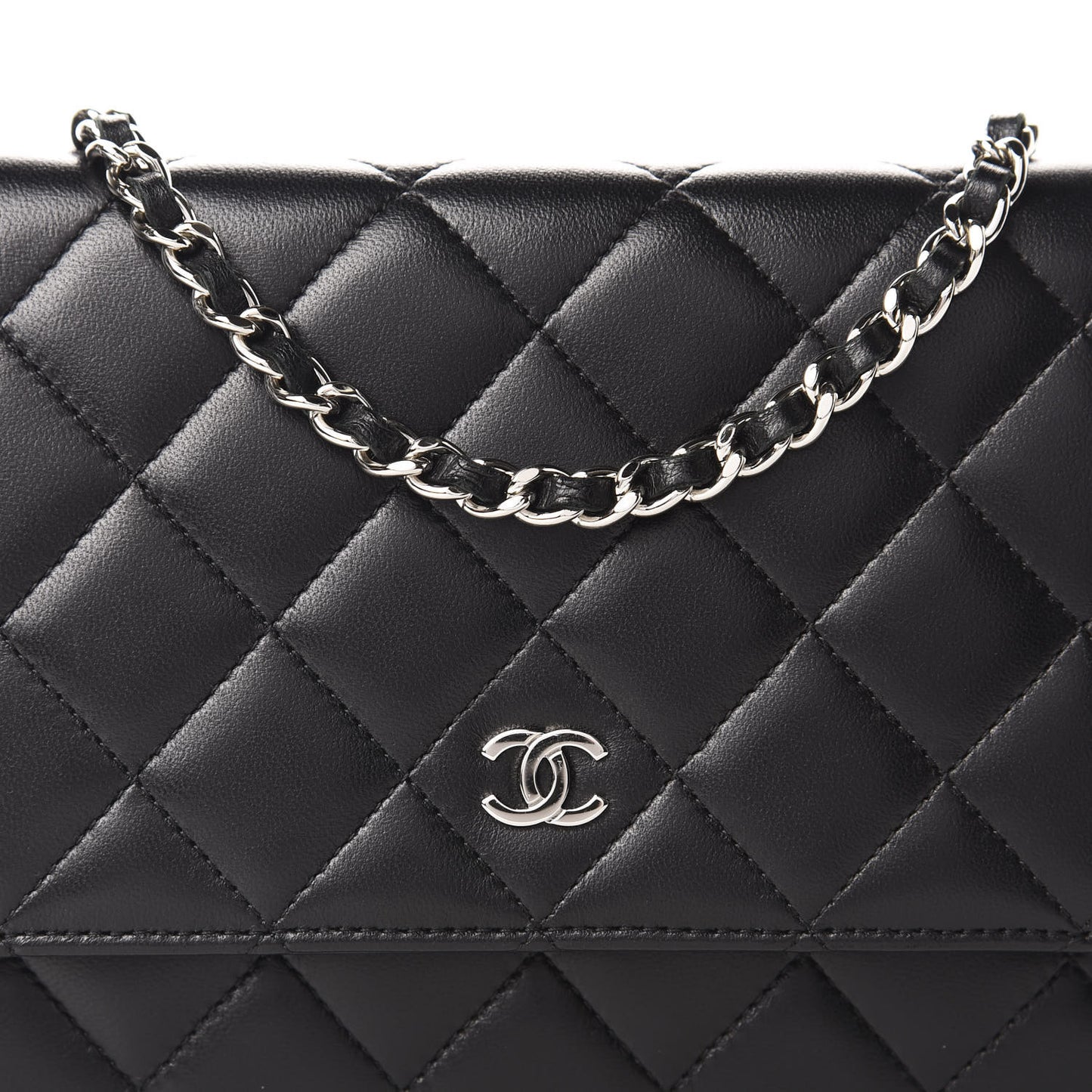 Lambskin Quilted Wallet On Chain WOC Black