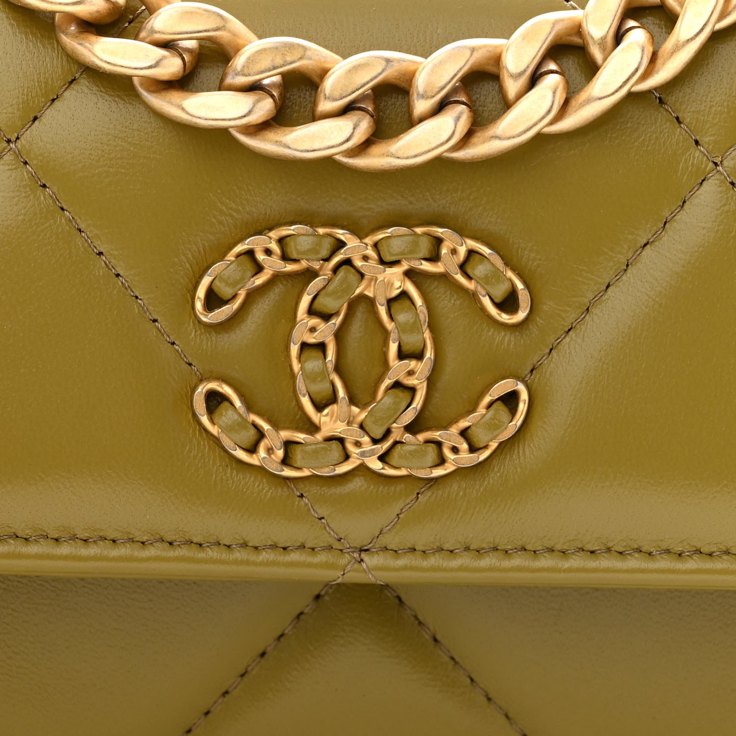 Chanel Lambskin Quilted Chanel 19 Flap Phone Holder With Chain Green 8 of 11