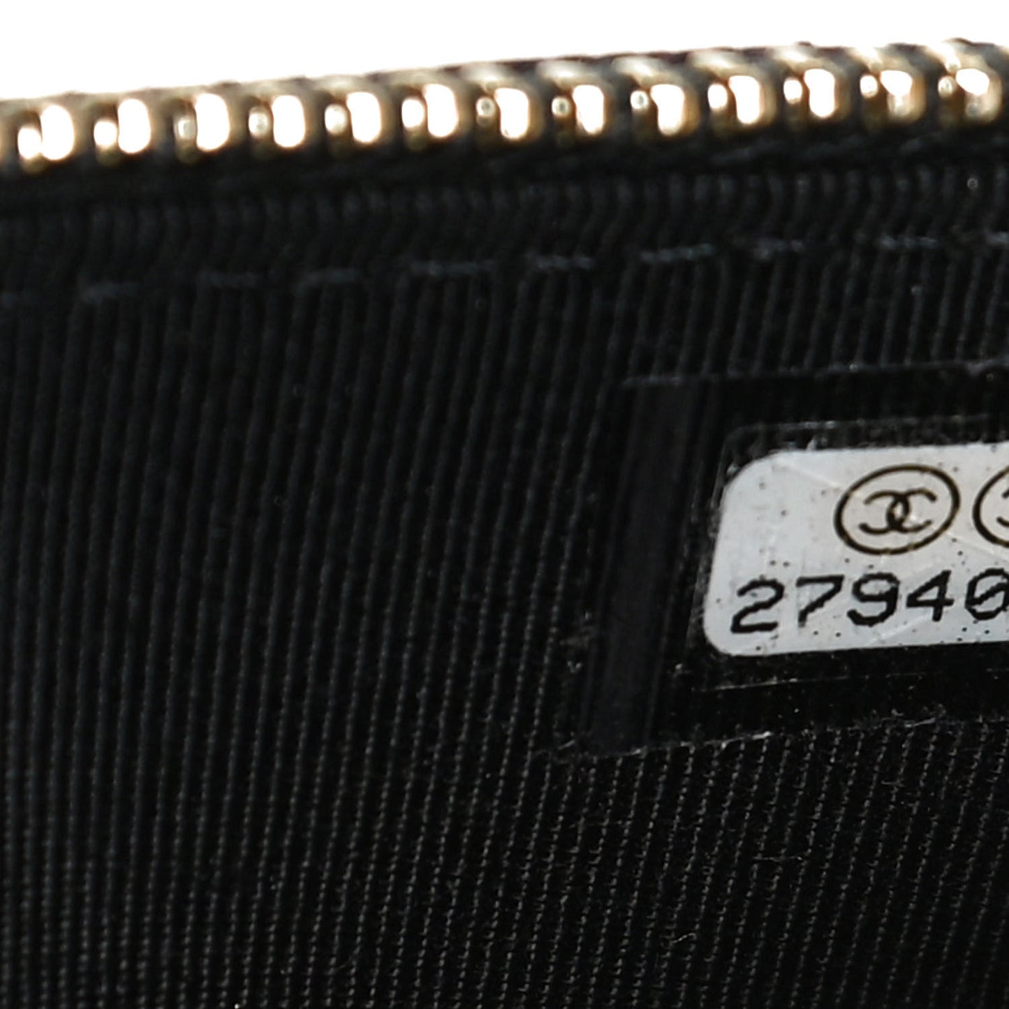 Iridescent Caviar Quilted Flap Zip Card Holder Black