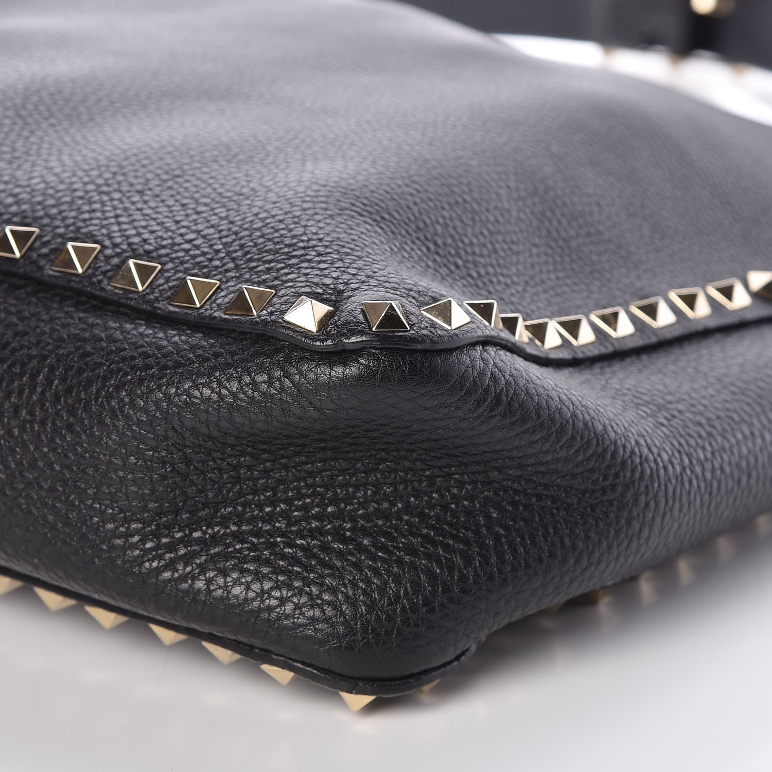 Valentino Garavani Pebbled Calfskin Large Rockstud Flip-Lock Messenger Bag Black 8 of 8