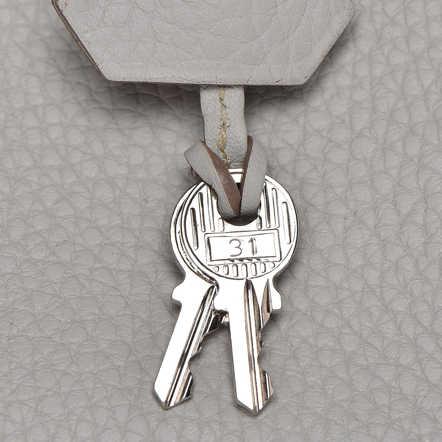 Hermes Taurillon Clemence Kelly Retourne 35 Gris Perle 16 of 29
