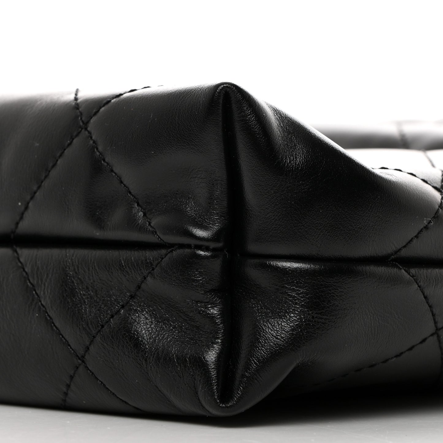 Shiny Calfskin Quilted Mini Chanel 22 Black
