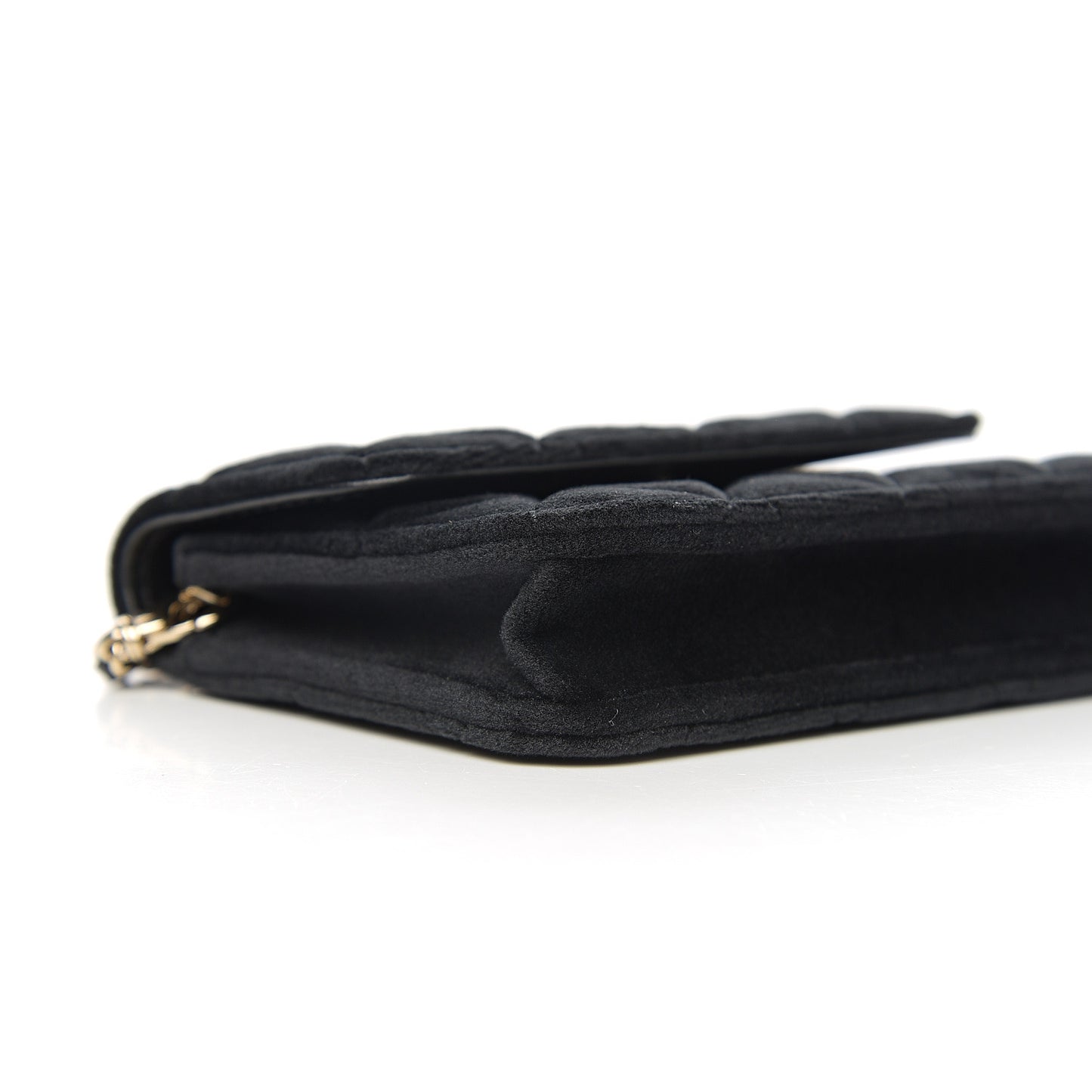 Velvet Quilted Pearl Crush Clutch With Chain Black