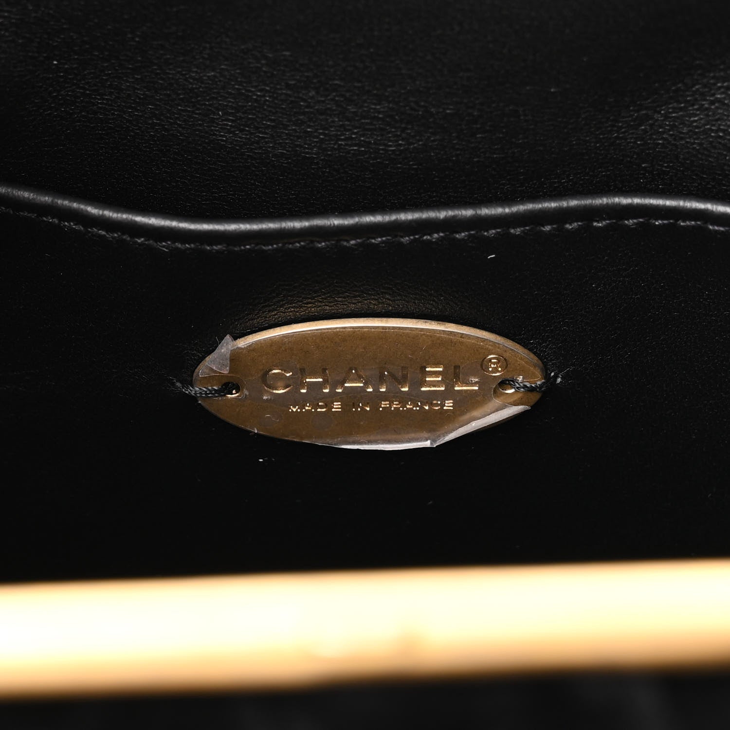 Chanel Resin Velvet Kiss Lock Clutch Black 1189991 – FASHIONPHILE