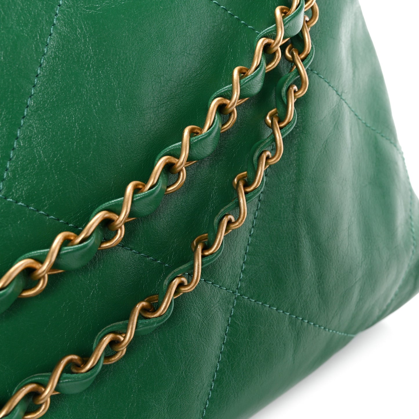 Shiny Calfskin Quilted Small Chanel 22 Green
