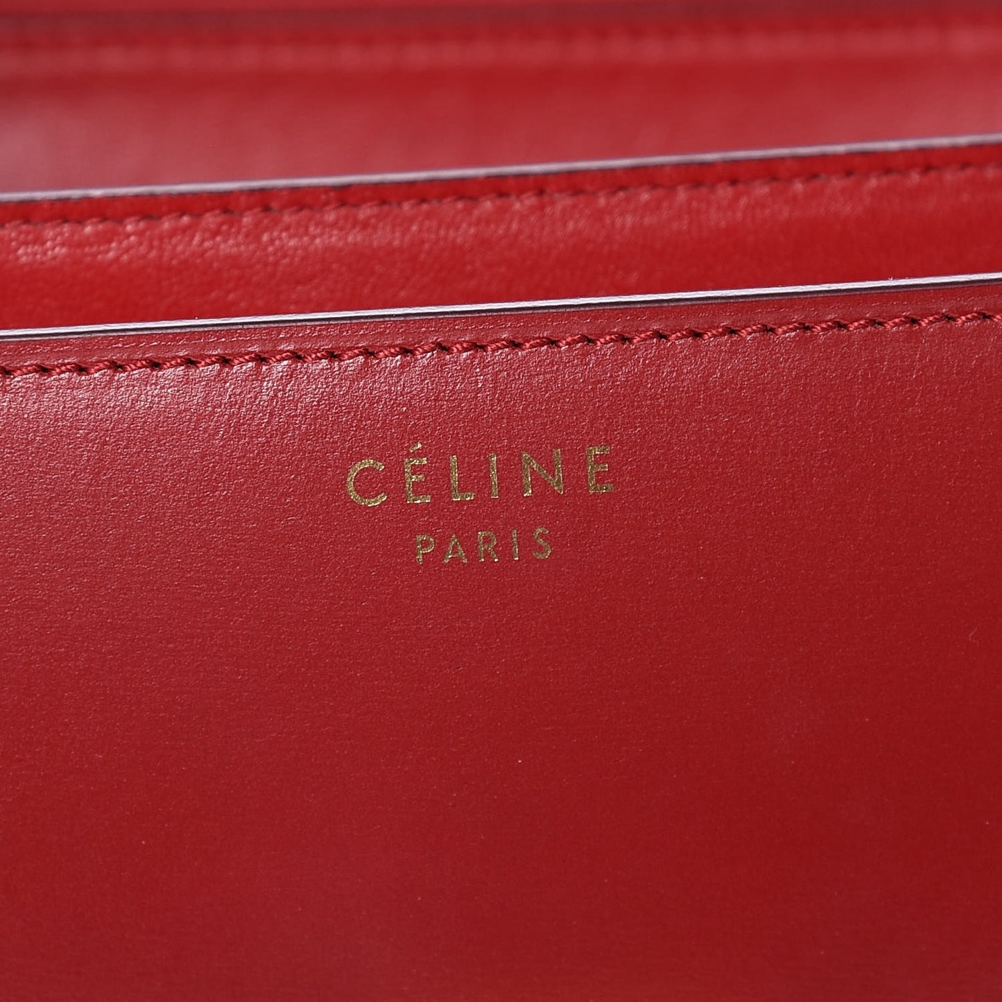 Box Calfskin Medium Classic Box Flap Bag Red