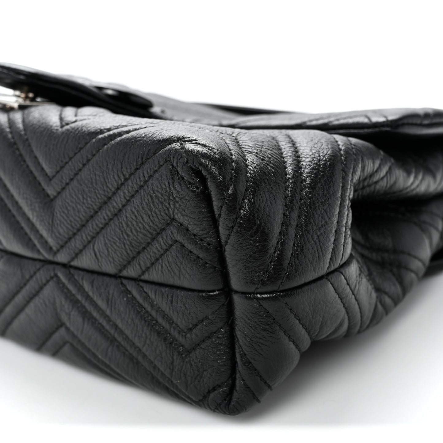 Soft Calfskin Matelasse Medium GG Marmont Shoulder Bag Black