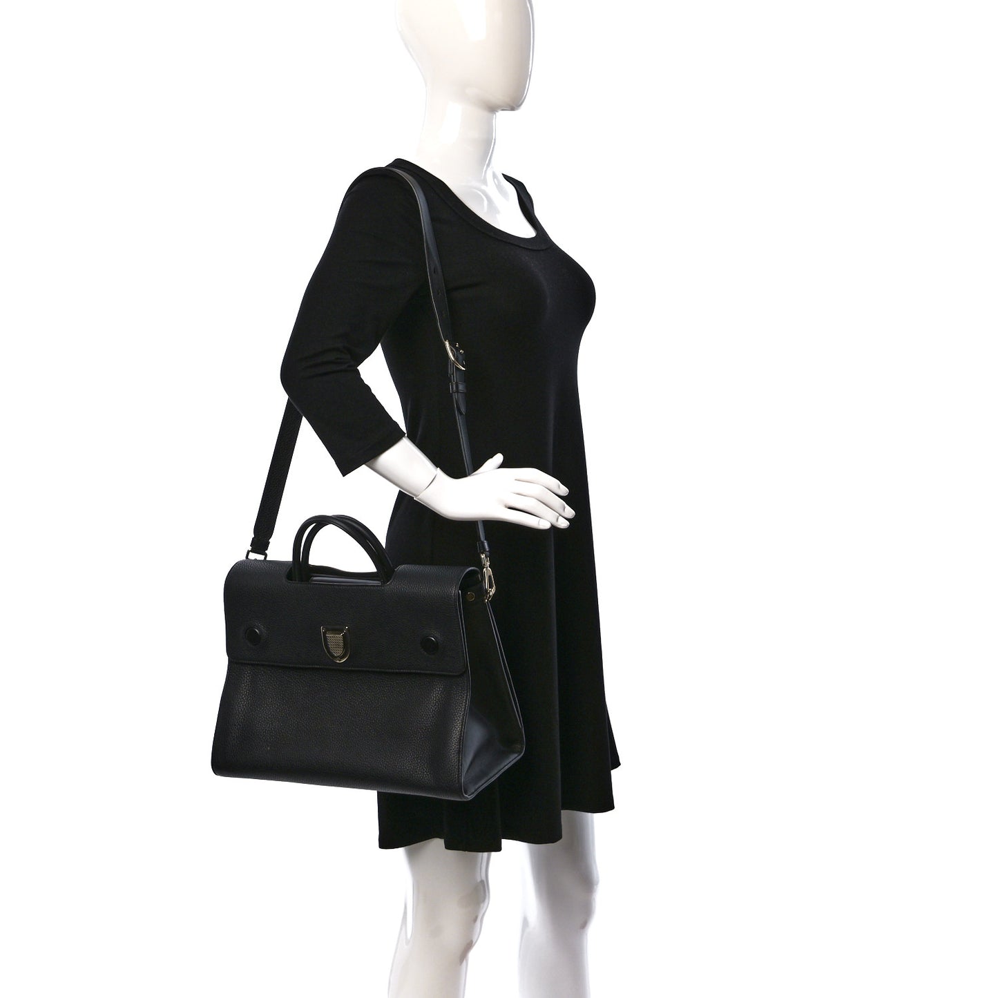 Grained Calfskin Large Diorever Flap Black